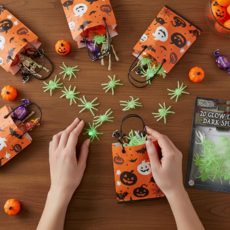 Glow in the dark spinnen