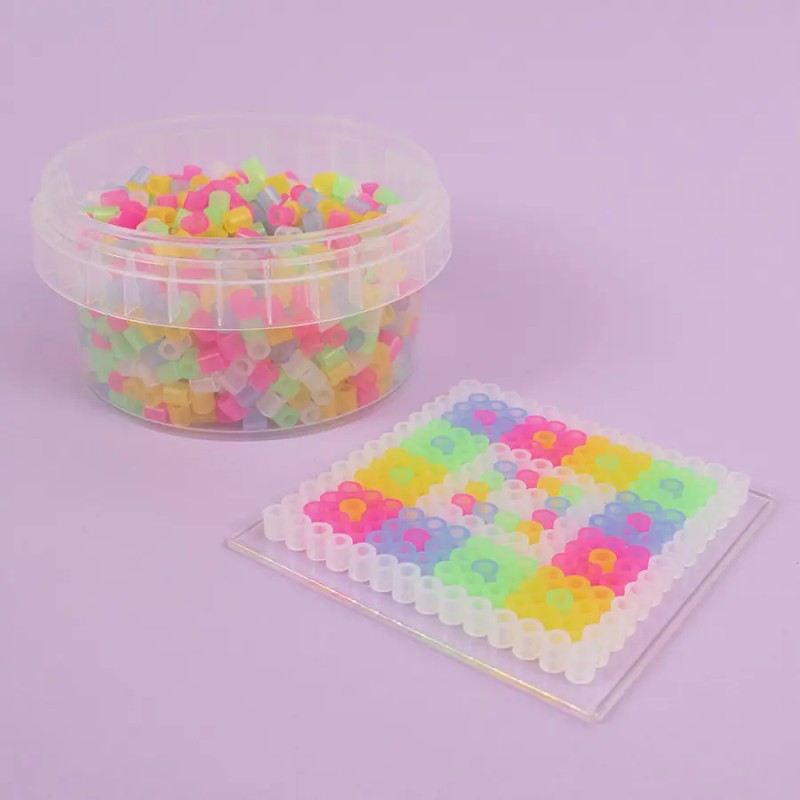 Strijkkralen transparant in opbergbakje